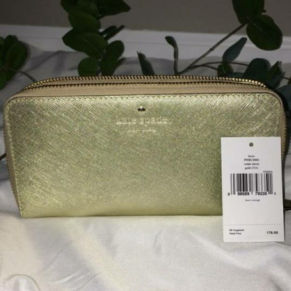 kate spade Handbags - STUNNING KATE SPADE NY CEDAR STREET LACEY WALLET